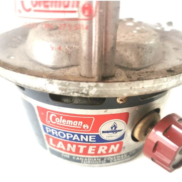 Vintage Propane Coleman Lantern - Picture 2 of 9